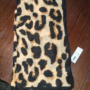 Old Navy Animal Print Scarf NWT